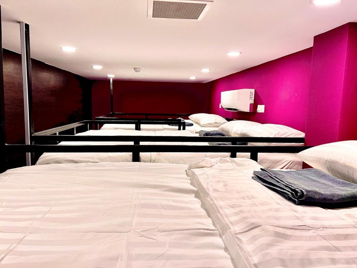 Arena Esports Hotel @ Bugis Village Singapur Exterior foto